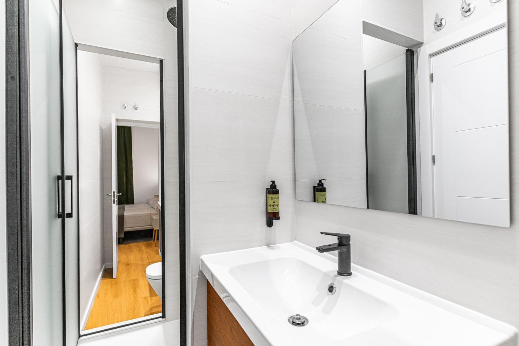 Vr Jeronima Apartments Madrid Eksteriør bilde